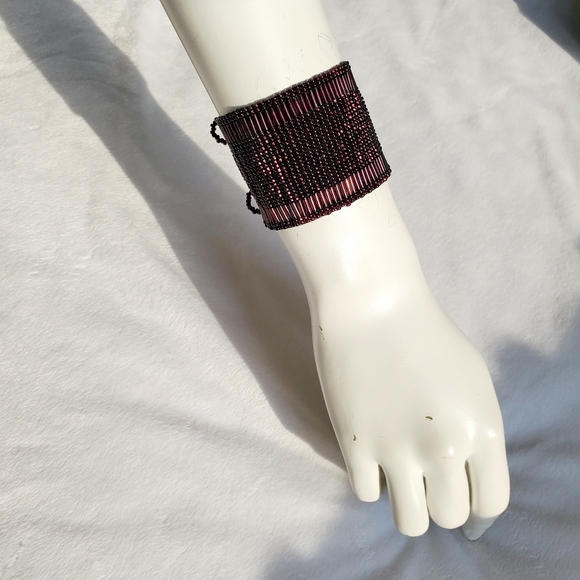 Hand Beaded Cuff Bracelet purple - Picture 2 of 5